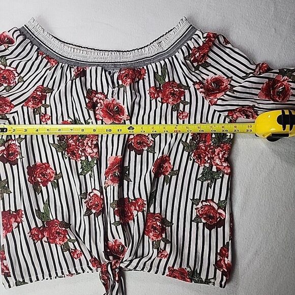 NO BOUNDARIES Off Shoulder BlouseTop Size XXL White Red Striped‎ Floral Tie - Picture 3 of 6
